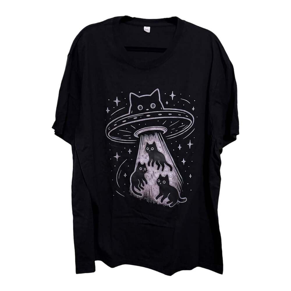 Size 3XL Alien Ship Abducting Black Cats Custom Graphic Unisex T-Shirt - Picture 2 of 4